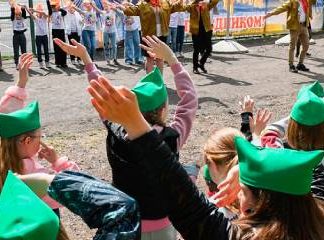 Звуки сигналов и маршей для детского лагеря