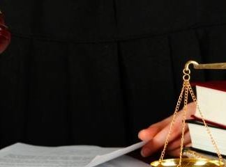 Звуки суда и судопроизводства: начала, процесс